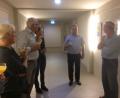 Bild: exb
Künstler Heiner Meier, Direktor Manfred Strigl und Ruth Aigner, Leiterin der Fachstelle Weltkirche in der Diözese Regensburg (von rechts), bei der Eröffnung der Ausstellung "Josef und seine Brüder".