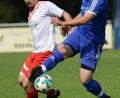 Bild: ham
Schmidgadens Spielertrainer Gordon Börner (rechts, Szene aus der Partie gegen Kleinwinklarn) sieht seine Truppe klar im Aufwind. Bei der SG Gleiritsch/Trausnitz soll der nächste Dreier her.