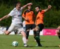 Bild: ham
Unaufhaltsam: Die SpVgg Pfreimd II um Michael Brummer schoss auch die SG Niedermurach/Pertolzhofen ab.