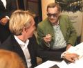 Bild: Hirsch
Der Schauspieler Helmut Berger (rechts) nahm sich nach dem Film Zeit für eine Autogrammstunde.