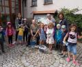 Bild: alr
Auch einen Besuch der archäologischen Ausstellung im ehemaligen Schulhaus bietet das „Haus der kleinen Füße“ für Kinder an.