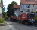 Bild: gi
Die Firma Strabag führte die Fräsarbeiten durch. Nächste Woche soll der „Flüsterasphalt“ aufgebracht werden.