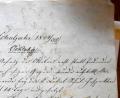 Bild: Repro: Josef Wiche
Originalnotiz aus dem handschriftlichen Schulbuch von Mehlmeisel: „Schuljahr 1834/35 Ocktober. Wegen der Anfang des Oktobers statt findenden Kartofel Erndte in hiesiger Gegend, wurde auf bittliches Ansuchen der Schulgemeinde bey der königlichen Lokal-Schul-Inspektion die Schule noch auf 14 Tage ausgesetzt.