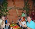 Bild: enz
Im Stodl der Alten Posthalterei feierten Jung und Alt beim Weinfest des BRK bis tief in die Nacht´.