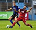 Bild: Büttner, Gerhard
Die Landesliga-Partie war geprägt von intensiven Zweikämpfen: In dieser Szene kämpfen der Weidener Michael Busch (links) und der Pfreimder Kapitän Michael Prey um den Ball. 	Bild: Büttner