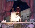 Bild: weu
Mit dem Stück „Varieté Olymp“ und dem Märchen „Aladin“ für die Kinder begeisterte das Hohenloher Figurentheater im Jahre 2015. Dieses Jahr gastiert die Theatergruppe mit dem Klassiker „Jedermann“.