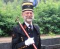 Bild: Hirsch
Andreas Pförtsch ließ sich heuer erstmals in die Wanderung einbinden und streifte als Berggeist durch die Gegend.