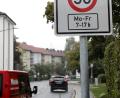 Bild: Wolfgang Steinbacher
Die Regelung auf dem Schild wird durch Mitdenken wieder aufgehoben – aber nur im örtlichen Geltungsbereich, nicht im zeitlichen.