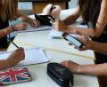Bild: agentur_dpa
Ist die Verwendung eines Smartphones in der Schule sinnvoll? Das bayerische Kultusministerium sieht Handlungsbedarf, diese Frage zu klären und hat Versuchsschulen ausgewählt, die Konzepte erarbeiten sollen. Das Max-Reger-Gymnasium ist eine Einrichtung von 22 in der Oberpfalz.
