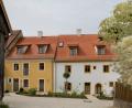 Bild: hl
Das Foto zeigt das Schreiber- und das Schusterhaus (links)