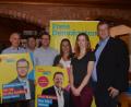 Bild: Kunz
Die Wahlplakate hängen, der Wahlkampf läuft auf Hochtouren. Der Bundestagsabgeordnete Ulrich Lechte (rechts) spricht bei der FDP-Kreisversammlung und unterstützt die Kandidaten Christoph Skutella und Oliver Mutterer.