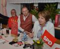 Bild: dob
Landtagsabgeordnete Annette Karl stellt sich beim Themenabend „Auf ein Wort“ des SPD-Ortsvereins den Fragen der Teilnehmer.