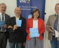 Bild: Hirsch
Vorsitzender Franz-Xaver Huber, die beiden Geschäftsführer Erhard Sailer und Barbara Genzken-Schindller und Oberbürgermeister Andreas Feller (von links) stellten das neue Herbst- und Winterprogramm der Volkshochschule Schwandorf vor.