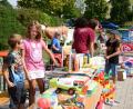 Bild: bey
"Von Kindern für Kinder" lautet das Motto des Flohmarkts, bei dem die Kinder nicht mehr benötigte Spielsachen ihren Altersgenossen zum Kauf anbieten.