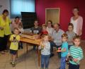 Bild: kro
Mit der Musik und dem Rhythmus vertraut machen konnten sich die Kinder in der ersten Stunde der musikalischen Früherziehung im Probenraum der Stiftländer Jugend- und Blaskapelle.