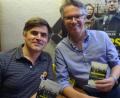 Bild: hka
Oliver Haffner (links) und Ingo Fliess freuen sich: Ihr Wackersdorf-Film ist bei der Vorpremiere in Sulzbach-Rosenberg gut angekommen.