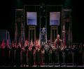 Bild: Jochen Quast
Die Anspielungen an die Moderne sind in Rares Zaharias Neunszenierung von Verdis Oper „Nabucco“ nicht zu übersehen.