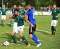 Bild: Werner Franken
Benjamin Werner (blaues Trikot) erzielte mit seinem fünften Saisontor das zwischenzeitliche 1:3, zu mehr reichte es aber für die SpVgg SV Weiden nicht in Bad Abbach.