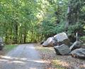 Bild: es
Der 14. Schöpfungstag am Samstag, 29. September, in der Modellgemeinde Biodiversität Tännesberg will Anregungen im Umgang mit unserer Natur geben. Geoparkranger Hans Maier informiert im geologischen Lehrpfad über das Erdzeitalter und die Gesteinsvielfalt.