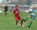 Bild: Rudi Gebert
Da war die Welt für den SV Mitterteich noch in Ordnung: In der 20. Minute erzielte Justin Wagner (rechts) das 3:1, doch am Ende zogen die Stiftländer gegen den FC Coburg mit 3:5 den Kürzeren.