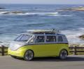 Bild: VW
Auf dem Highway zur E-Mobilität fährt VW in den nächsten Jahren mit Volldampf ab. 27 neue Modelle will der Konzern mit seinen vier Töchtern schon bis Ende 2022 auf den Markt bringen. Der beschleunigte Umstieg hilft dem Unternehmen auch, die anspruchsvollen CO2-Ziele in Europa, China und den USA zu erreichen.