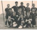 Bild: hl
Fünf Gründungsmitglieder des SV Waldeck gehören Anfang der 1960er Jahre zur ersten Mannschaft.