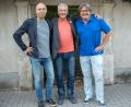 Bild: otj
Sie meinen es ernst: Professor Stephan Lessenich, Matthias Matuschik und der Weidener Kandidat Reinhold Bortner (von links) wollen sich mit MUT für alle Menschen in Bayern einsetzen.