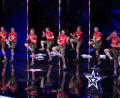 Bild: MG RTL D / Stefan Gregorowius
Neun Oberpfälzer vor großem Publikum: der "Neidaffer Plattlclub" beim "Supertalent".