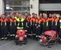 Bild: hir
Nach bestandener Ausbildung zum Maschinisten freuen sich die 25 Feuerwehrfrauen und -männer zusammen mit ihren Ausbildern, den Verantwortlichen der Freiwilligen Feuerwehr Pfreimd und Kreisbrandrat Robert Heinfling (rechts).