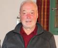 Bild: bsc
Stolz auf seine Mitglieder ist der Vorsitzende der Gesellschaft Steinwaldia Pullenreuth, Norbert Reger. Seit vielen Jahren bemüht sich der Verein um die Burgruine Weißenstein. Nun ist rührigen Gesellschaft mit einer neuen 356-seitigen Dokumentation ein weiteres Highlight zu verdanken.