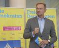 Bild: Petra Hartl
Der FPD-Parteivorsitzende Christian Lindner spricht in Weiden.