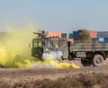 Bild: hbe
Ein Transport-LKW wird beschossen und fällt aus.