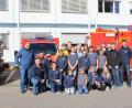 Bild: flm
Die Mitglieder der Jugendfeuerwehr Waldsassen gemeinsam mit ihren Betreuern und Jugendwart Felix Kubitschek (links, kniend) sowie Schülerwart Georg Mayer (rechts).