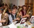 Bild: mmj
Werner Eder, Michael Knott und Reinhard Zilk (von links), drei Urgesteine in der Reihe der Stammtischmusikanten, sind beim Musikantenstammtisch immer dabei.