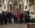 Bild: u
Bei einem Gottesdienst in der Pfarrkirche Mariä Himmelfahrt danken die 13 Jubelpaare Gott.