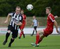 Bild: ham
Matthias Messmann (links) und die Schwarzenfelder müssen im Landkreisderby gegen den SV Schwarzhofen alles raushauen. 	Bild: mhs