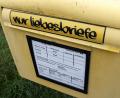 Bild: Petra Hartl
Entdeckt in Hahnbach von unserer Leserin Lisa Graf: Ein Briefkasten für Leute mit Herz. Und mit Humor.