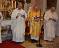 Bild: jr
Die Zelebranten am Altar, (von links) Pater John, Pfarrseelsorger Pater Benedikt Leitmayr, Prälat Peter Hubbauer und Pater Friedhelm Czinczoll.