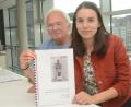 Bild: Gabi Schönberger
Für ihren Aufsatz "Heiliger Johannes von Nepomuk - Ein grenzüberschreitender Heiliger" erhielt Barbara Schmucker mehrere Auszeichnungen. Auch darüber hinaus ist sie äußerst engagiert und produktiv, findet der ehemalige Geschichtslehrer Burkhard Röhlinger.