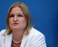 Bild: Jens Büttner/dpa
Katrin Ebner-Steiner, stellvertretende Landesvorsitzende der AfD in Bayern.
