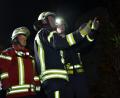 Bild: dob
Ein Schwelbrand breitete sich unter einer rund 200 Quadratmeter großen Dachfläche, die erst vor wenigen Tagen erneuert wurde, aus. Vermutlich muss die gesamte Dachfläche wieder abgetragen werden.