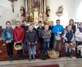 Bild: exb
Die Kinder brachten die Erntegaben zum Altar.