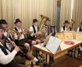 Bild: frd
Für beste Kirwamusik sorgte über den ganzen Abend hinweg die "Vöichtacher Rucksack- Musi" mit Landlern, Polkas und "Boarischen".