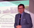 Bild: bkr
Klartext im Sinne des Wortes spricht Oberst a.D. Richard Drexl bei der Verteidigungspolitik. Die Mängelliste ist sehr lang, die Regierung zum Handeln verpflichtet.