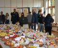 Bild: eya
140 Apfel- und 10 Birnensorten wurden ausgestellt. Besucher konnten mitgebrachte Äpfel von Michael Altmann auf ihre Sorte hin bestimmen lassen.