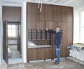 Bild: kgg
Bei der Rathaus-Sanierung gehen die Arbeiten vor allem beim Innenausbau zeitgerecht voran. Im Bild Bauamts-Leiter Martin Rosner in der neuen Poststelle im Erdgeschoss.