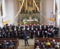 Bild: weu
Mit dem Chor „Cantabile“ aus Regensburg ist es dem Förderverein für Kirchenmusik wieder gelungen, ein international renommiertes Ensemble nach Schönsee zu bringen.