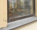 Bild: exb
Blinde Scheiben, undichte Rahmen: Es zieht rein durch die Fenster des Waldershofer Kindergartens.