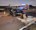 Bild: exb
Durch die Wucht des Aufpralls wurde der gesamte Motorblock aus dem Auto gerissen. Der Pkw kam auf der Gegenfahrbahn zum Stehen.
