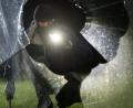 Bild: dpa
In drei Betrieben drangen unbekannte Einbrecher in der Nacht zum Samstag ein. Die Betriebsinhaber klagen neben dem Verlust ihres Eigentums auch noch über ungewöhnlich hohe Schäden an den Gebäuden.
